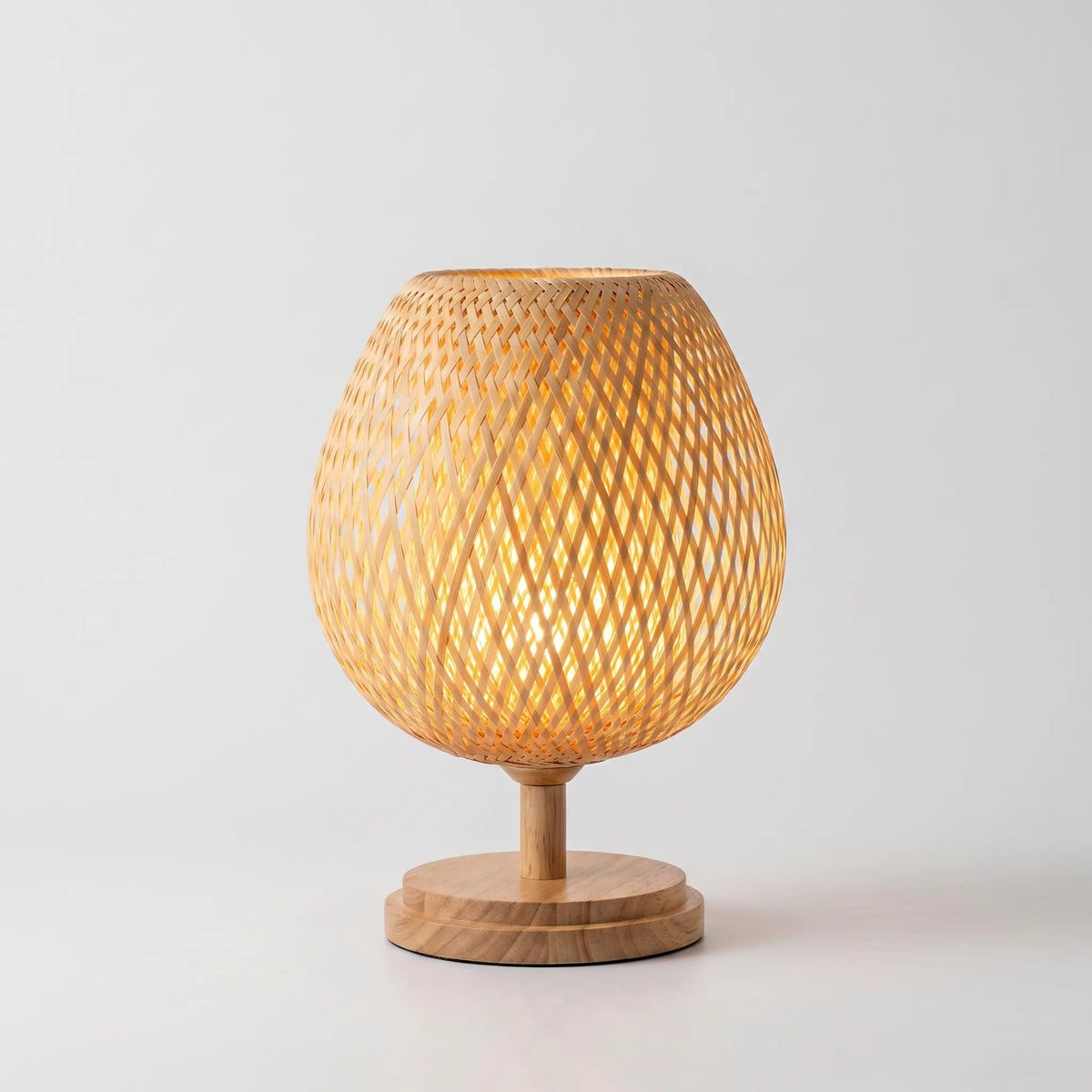 LuminaNatura - Designová Pletená Stolní Lampa